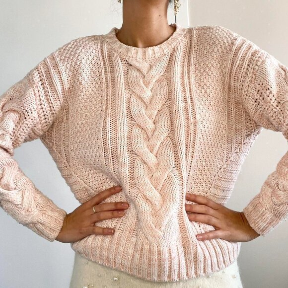 Moon & Madison | Baby light pink cable knit scoop neck chunky sweater | Size M - Picture 2 of 6